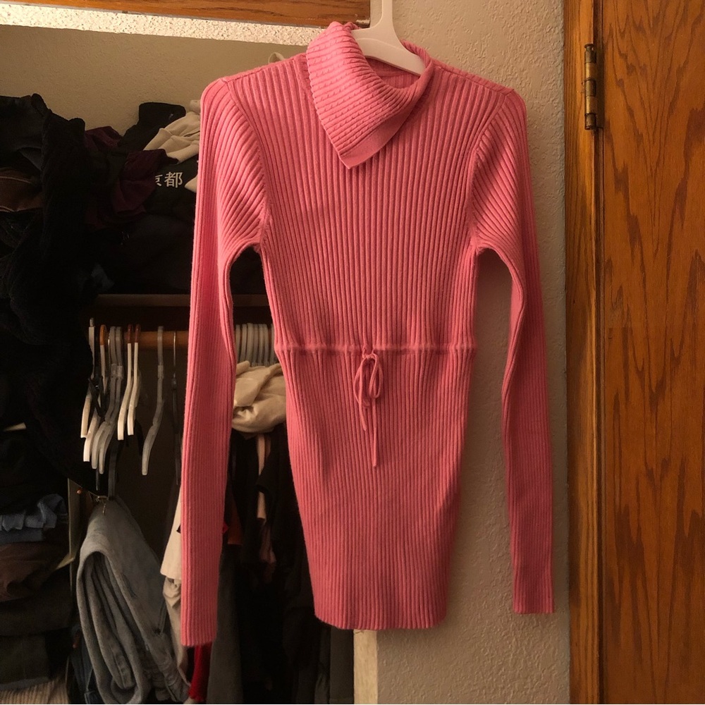 y2k pink maternity fitted sweater